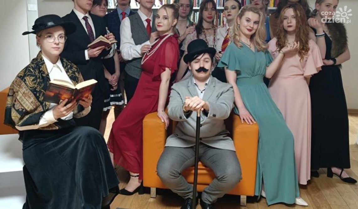 Amatorski teatr ObiBOOK zaprasza do zespołu Amatorski teatr ObiBOOK zaprasza do zespołu