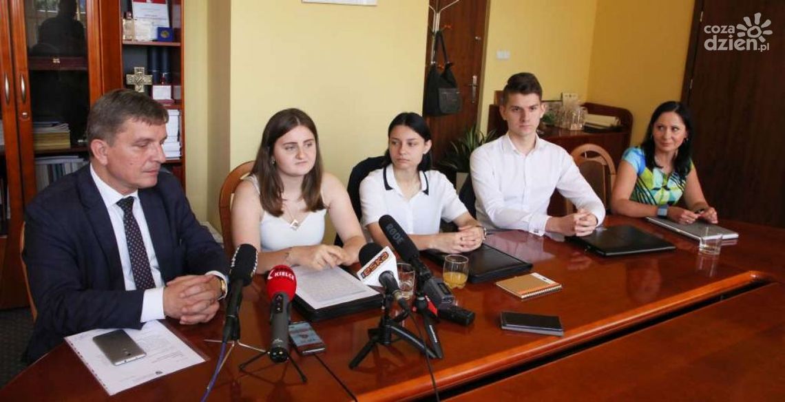 Ambitne plany młodych radnych - będą ambasadorami młodzieży z całego regionu Ambitne plany młodych radnych - będą ambasadorami młodzieży z całego regionu