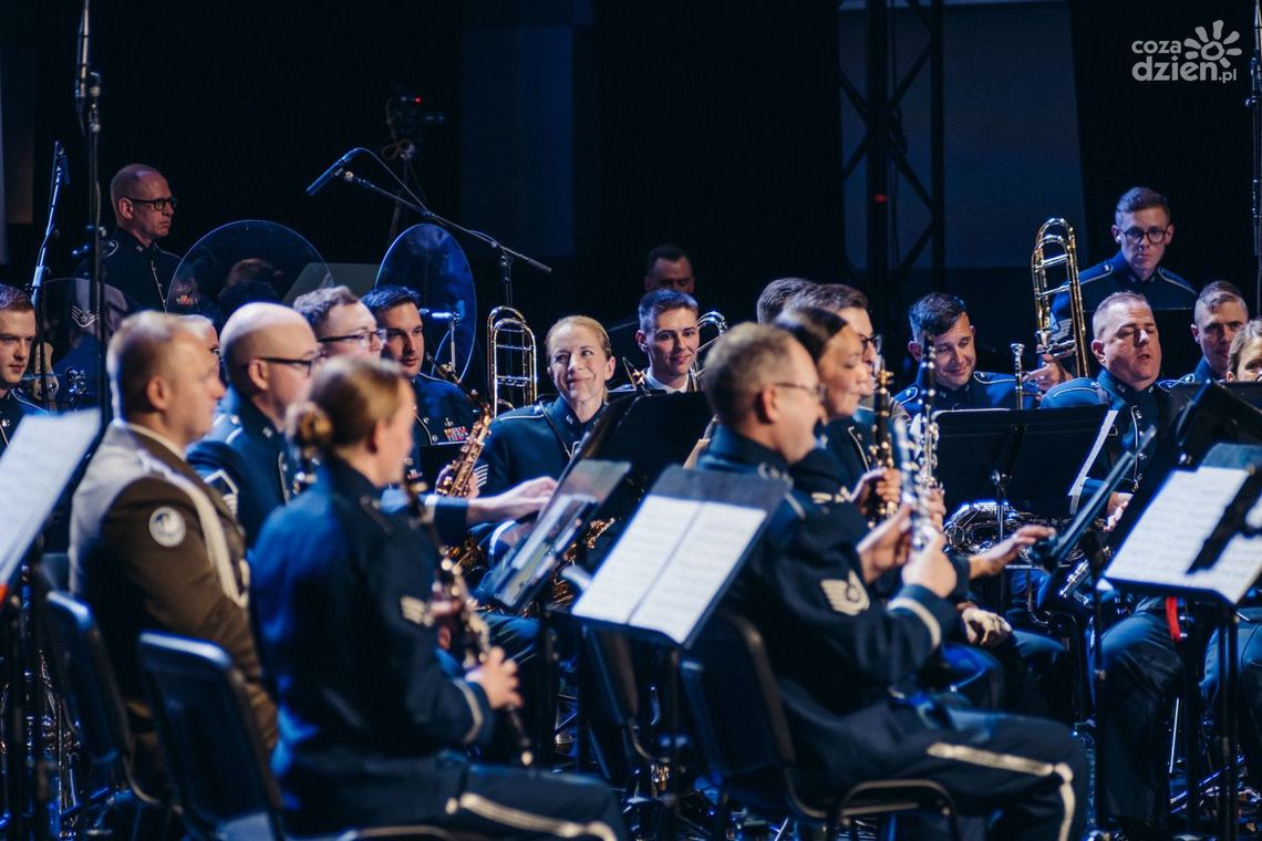 Amerykańskie brzmienia rozbrzmią dziś wieczorem – wyjątkowy koncert USAFE Band