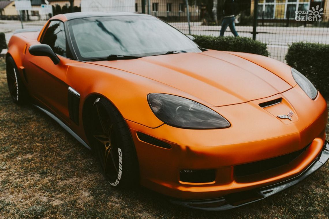 Amerykańskie samochody na świętokrzyskich drogach