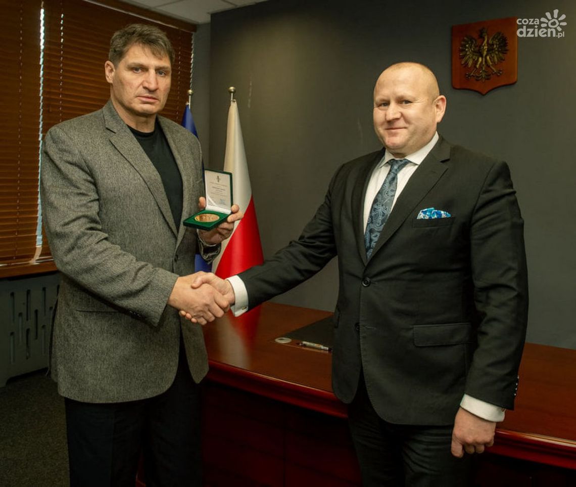 Andrzej Gołota gościem honorowym Międzynarodowych Targów Boksu w Kielcach! Andrzej Gołota gościem honorowym Międzynarodowych Targów Boksu w Kielcach!