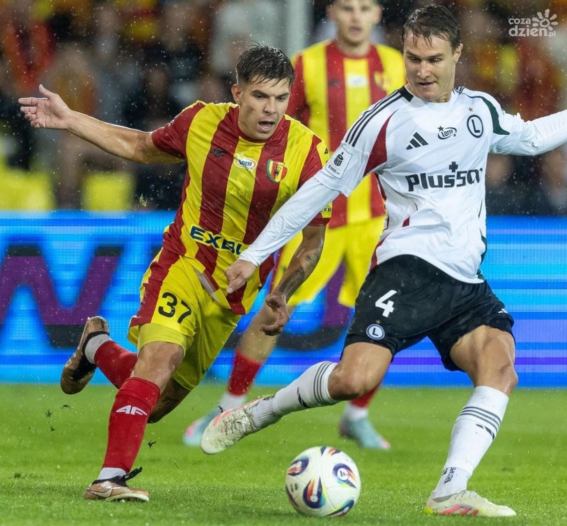 Angielska pogoda w Kielcach nie pomogła Koronie. Legia wywozi trzy punkty Angielska pogoda w Kielcach nie pomogła Koronie. Legia wywozi trzy punkty