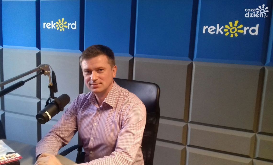 Arkadiusz Bąk: Znaczenie kart w tajnym głosowaniu może być na granicy złamania prawa 