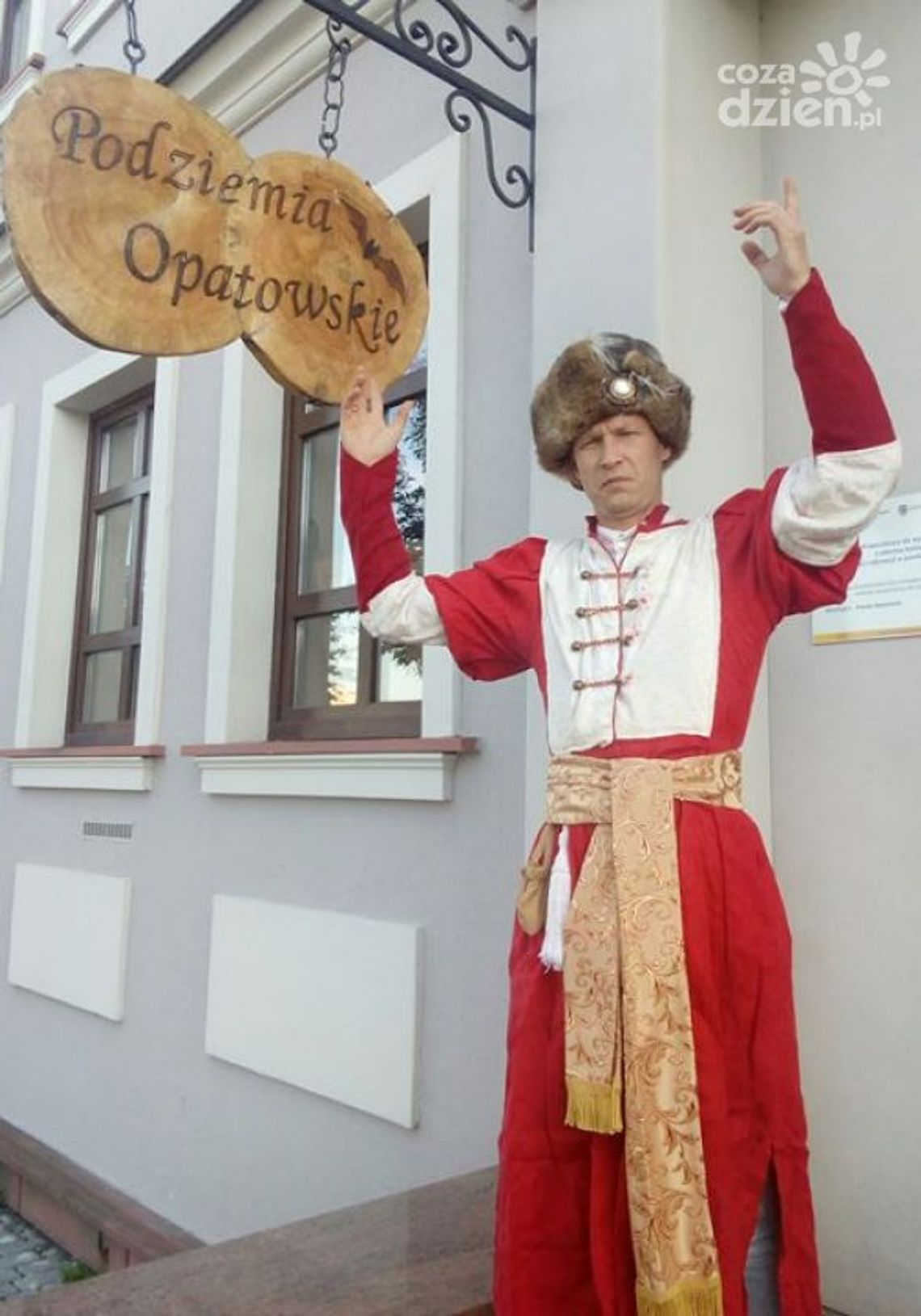 Artur Dębski: W Opatowskich Podziemiach historia przeplata się z legendami Artur Dębski: W Opatowskich Podziemiach historia przeplata się z legendami