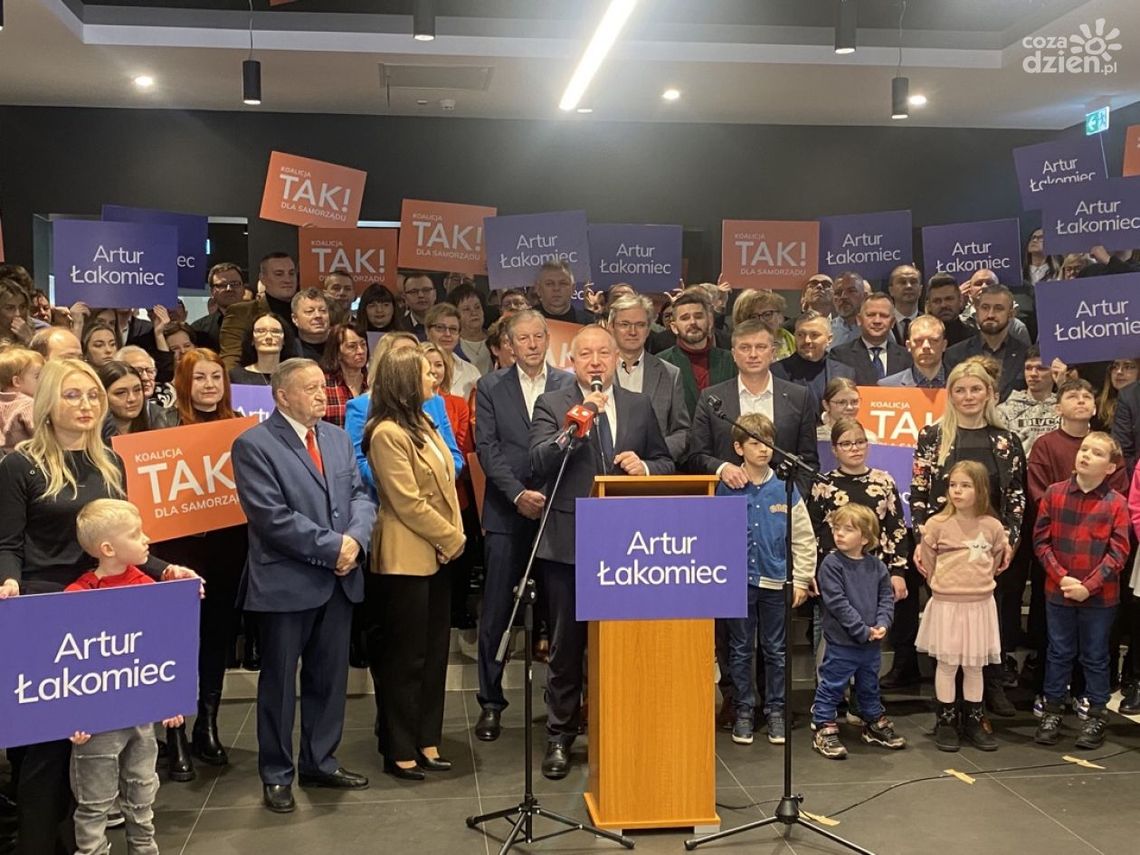 Artur Łakomiec kandydatem na prezydenta Ostrowca Świętokrzyskiego Artur Łakomiec kandydatem na prezydenta Ostrowca Świętokrzyskiego