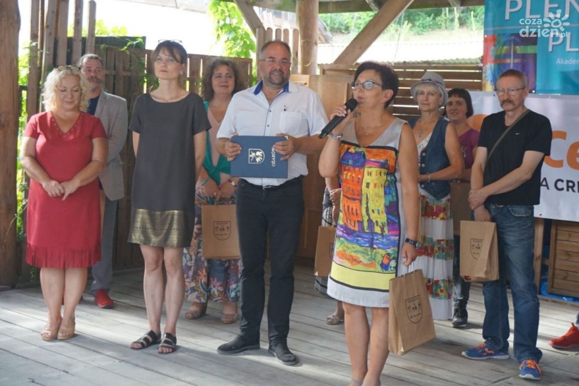 Artyści tworzyli w Nowem Artyści tworzyli w Nowem