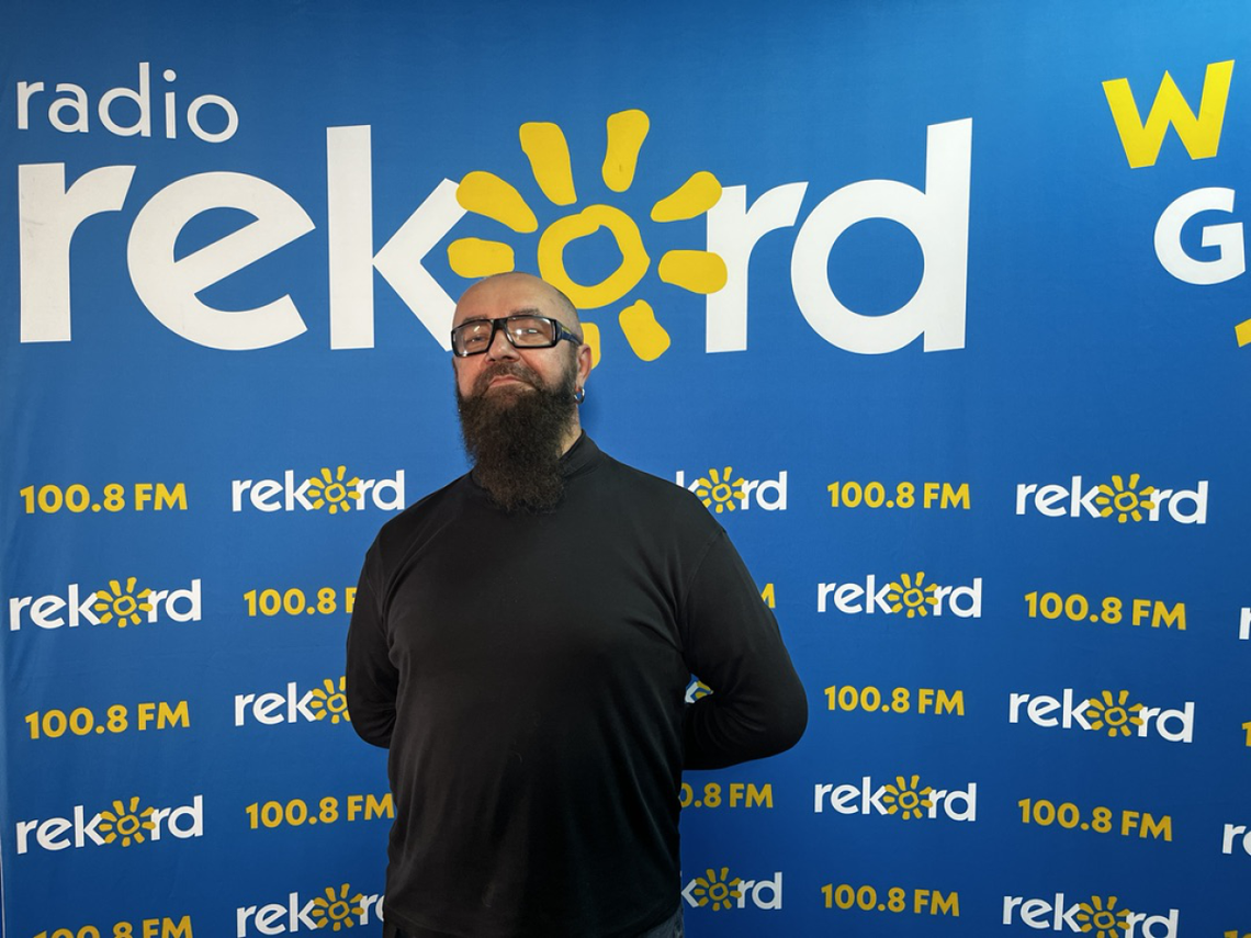 Artysta totalny - Less, w poczytalni na dVoRcu! Artysta totalny - Less, w poczytalni na dVoRcu!