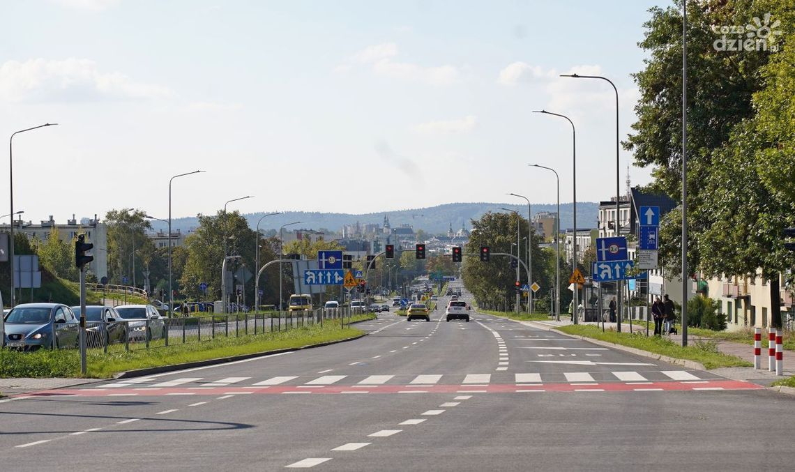 Asfaltowa rewolucja w Kielcach. Gdzie trwają prace, a gdzie dopiero ruszą?