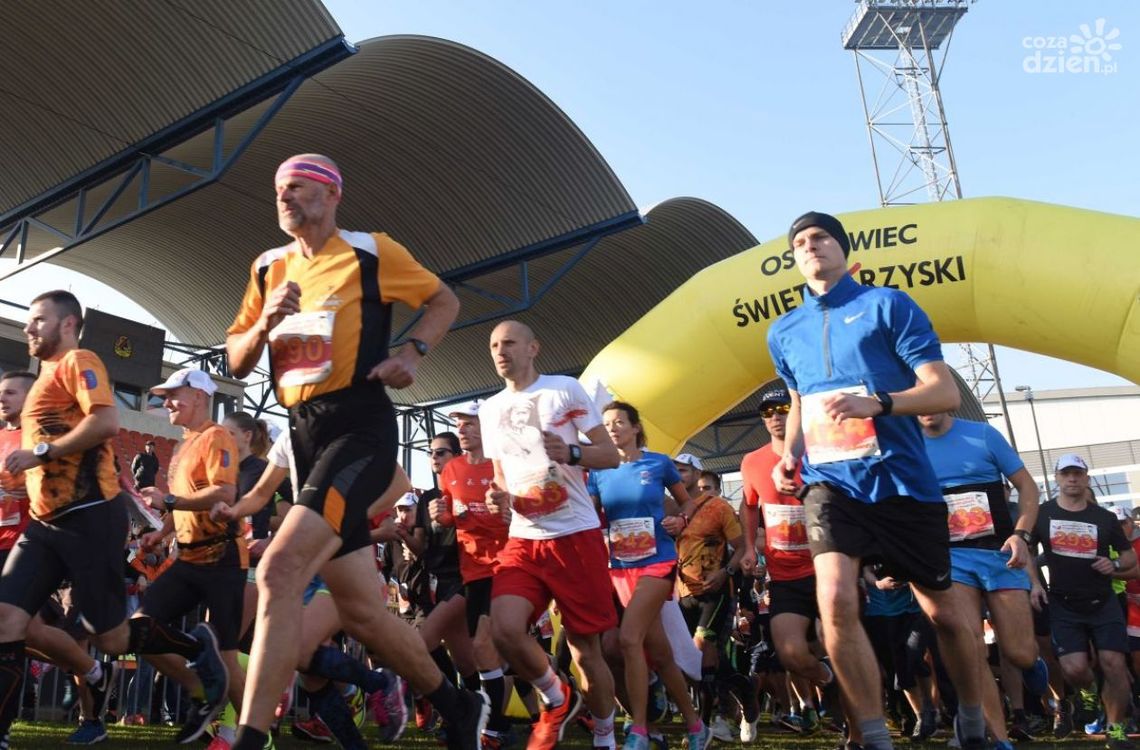 Atrakcyjne nagrody w Ostrowieckich Biegach Niepodległości 2019 Atrakcyjne nagrody w Ostrowieckich Biegach Niepodległości 2019