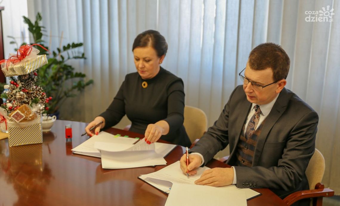 Autobusy MZK pojadą do Ćmielowa i Kunowa Autobusy MZK pojadą do Ćmielowa i Kunowa