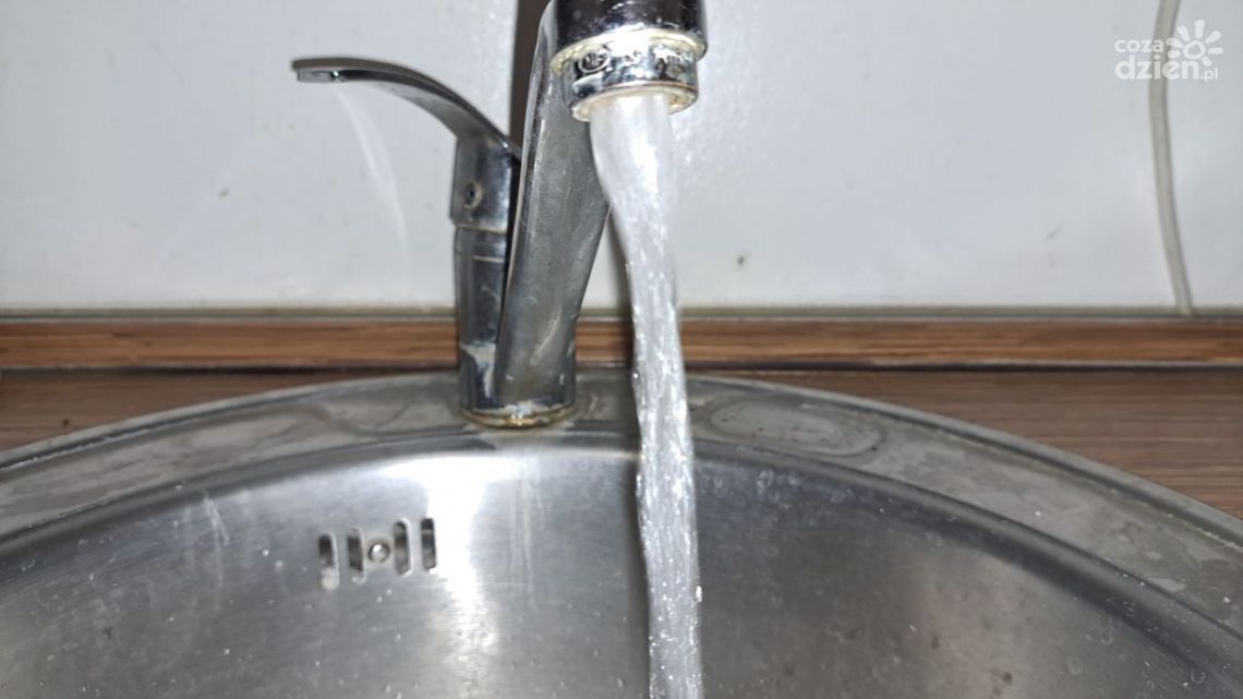 Awaria wodociągu w Ostrowcu. Indywidualni odbiorcy jej nie odczuli Awaria wodociągu w Ostrowcu. Indywidualni odbiorcy jej nie odczuli