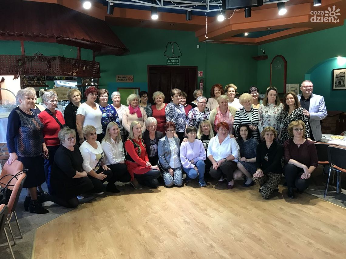 Babki z Krzemienia zakończyły dwuletni projekt Babki z Krzemienia zakończyły dwuletni projekt