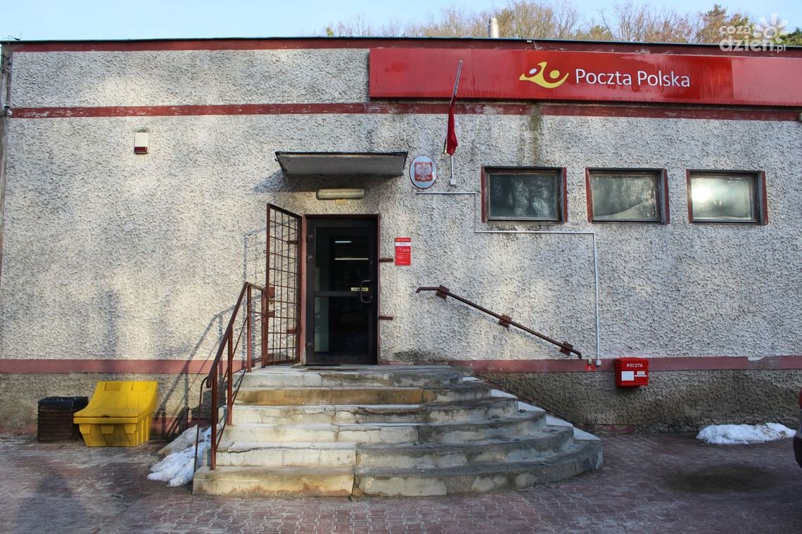 Bałtów: 20 lat próbowano przejąć pomieszczenia po poczcie, w końcu się udało Bałtów: 20 lat próbowano przejąć pomieszczenia po poczcie, w końcu się udało