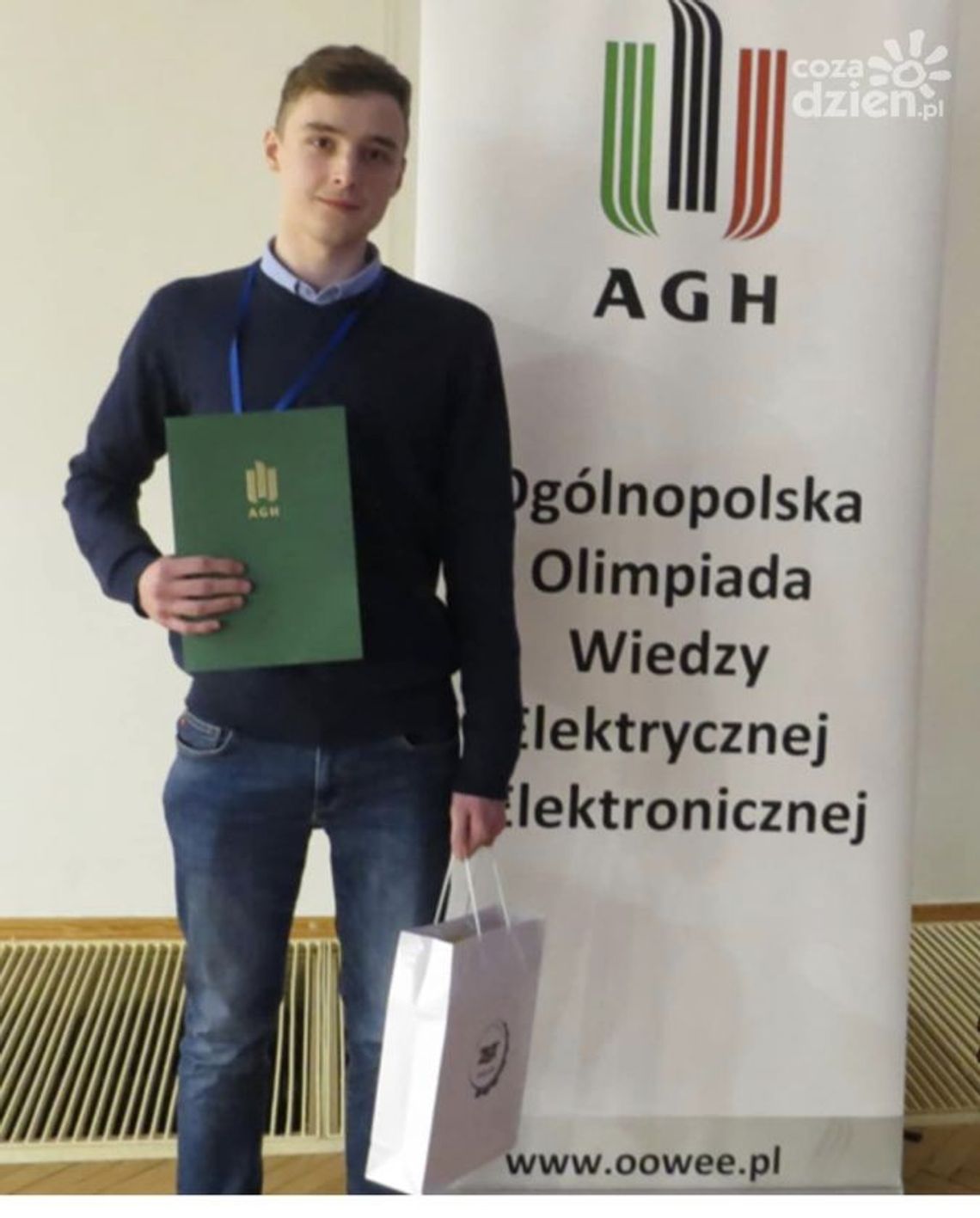 Bartłomiej Wiśniewski z ostrowieckiego technikum laureatem ogólnopolskiej olimpiady Bartłomiej Wiśniewski z ostrowieckiego technikum laureatem ogólnopolskiej olimpiady