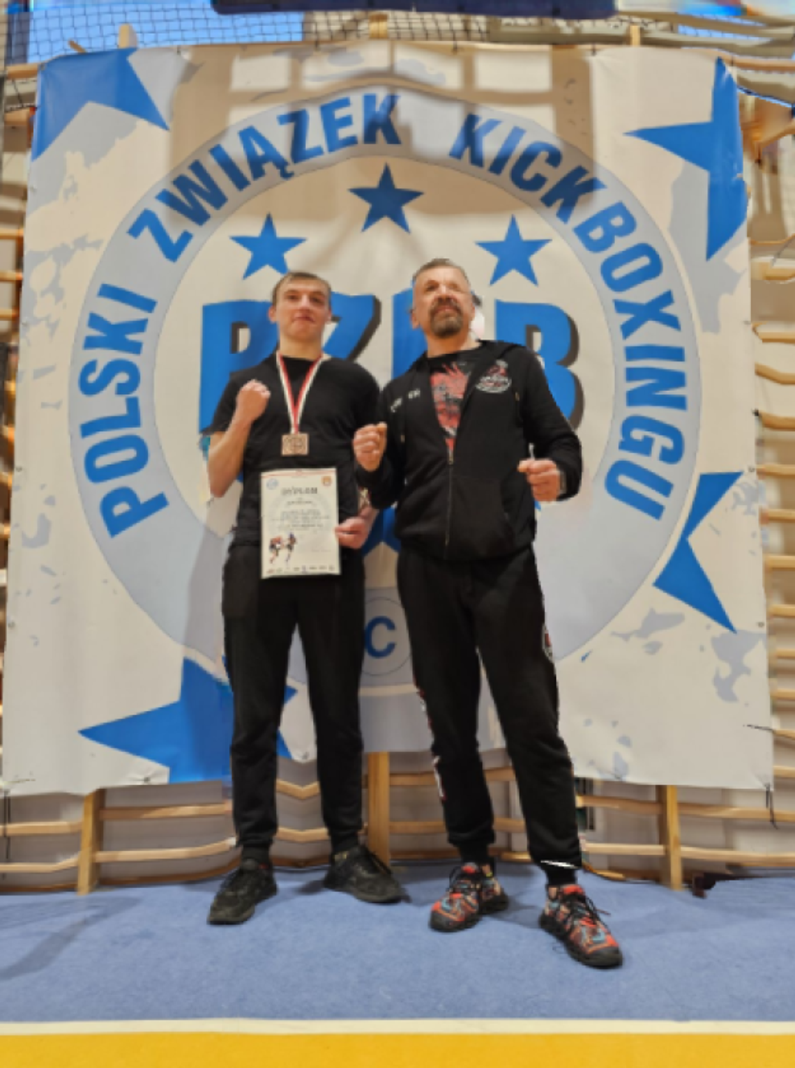 Bartosz Zając ze starachowickiego Dragona z medalem Mistrzostw Polski Bartosz Zając ze starachowickiego Dragona z medalem Mistrzostw Polski