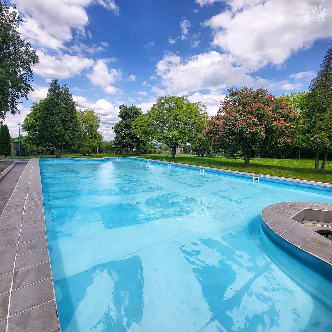 Basen przy ul. Szczecińskiej gotowy na lato Basen przy ul. Szczecińskiej gotowy na lato