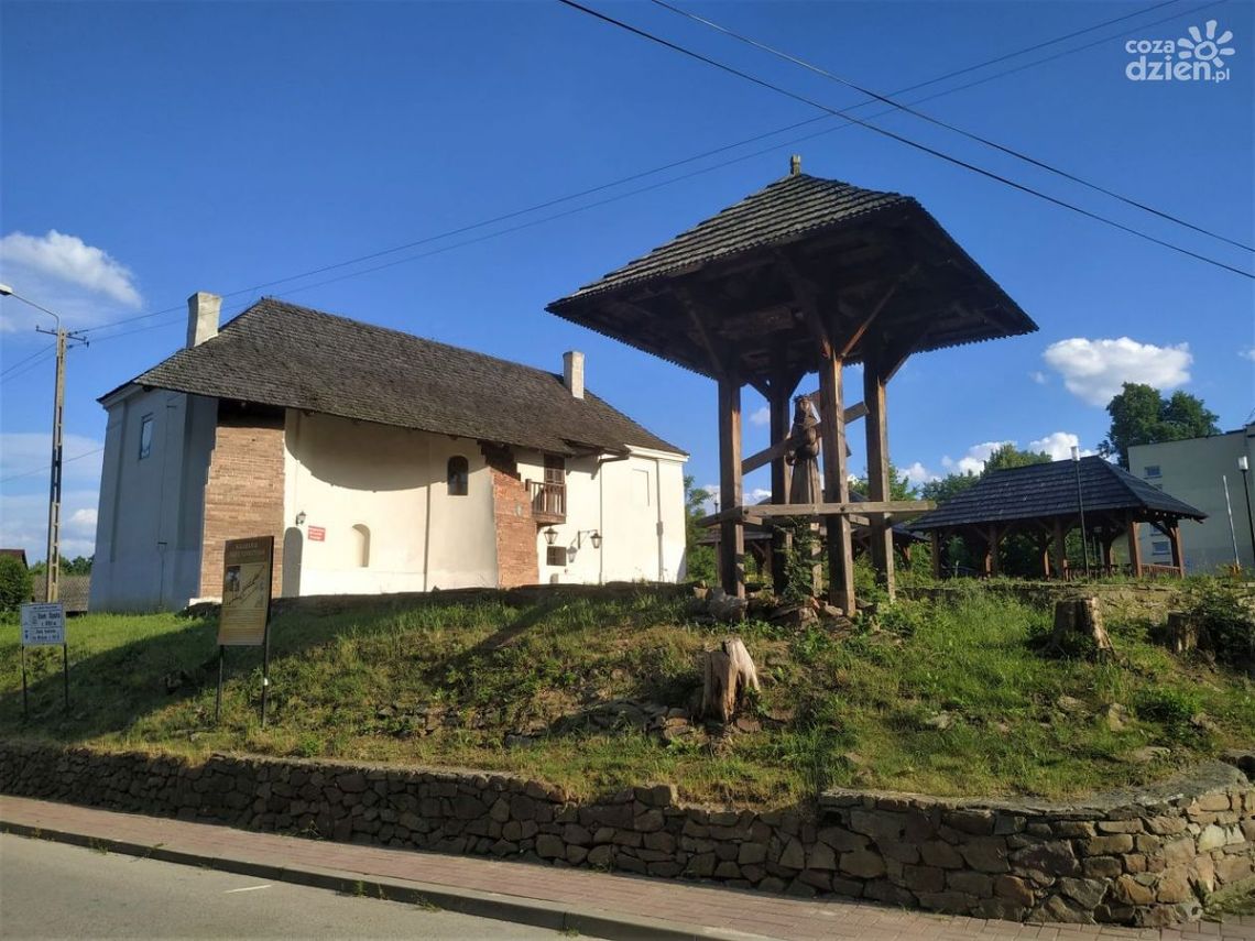 Będzie remont Domu Opata w Nowej Słupi. Obiekt zyska nowe zadaszenie