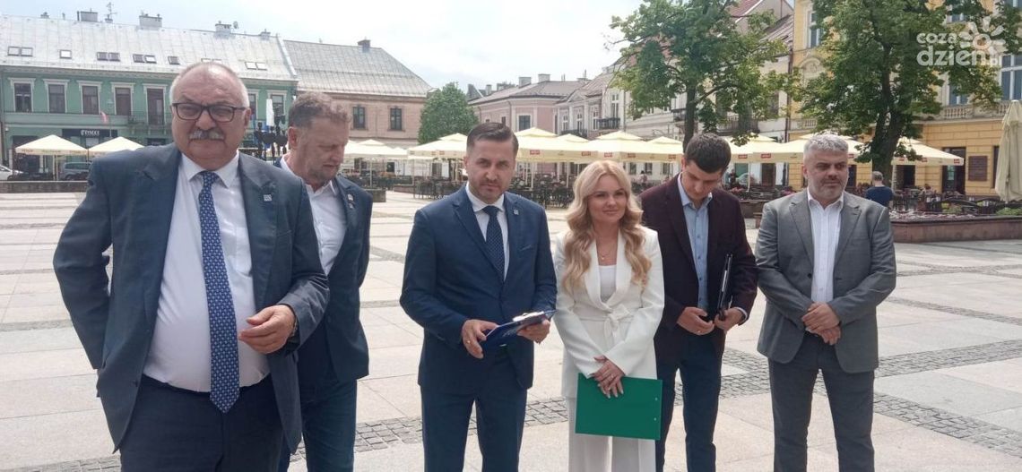 Bezpartyjni i Niezależni Kamila Suchańskiego dołączają do Bezpartyjnych Samorządowców