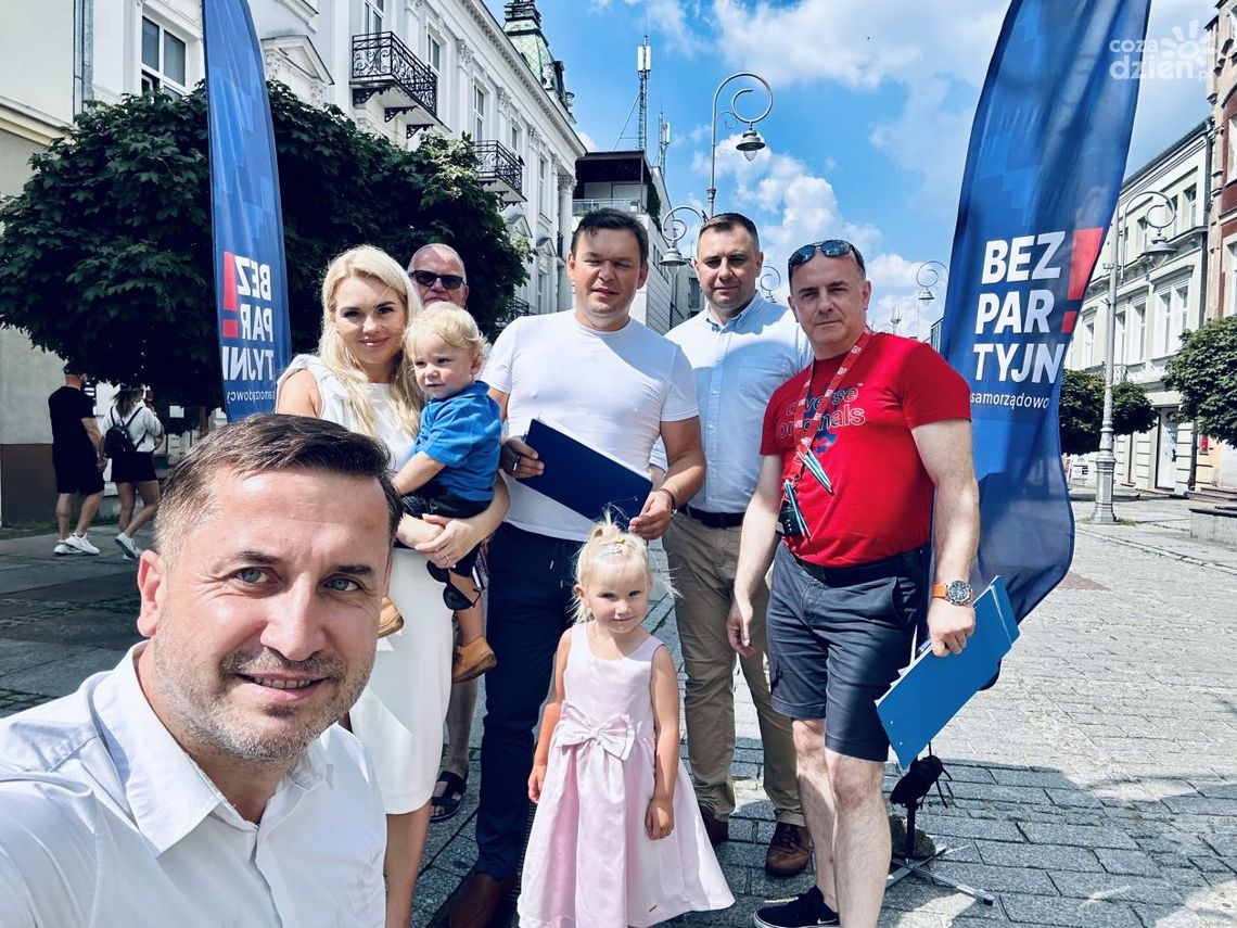 Bezpartyjni Samorządowcy zbierają podpisy pod listami wyborczymi Bezpartyjni Samorządowcy zbierają podpisy pod listami wyborczymi