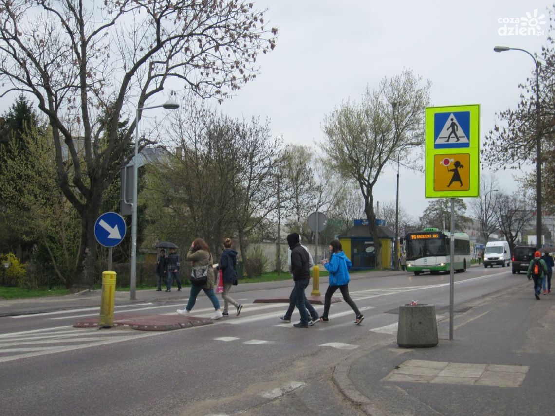 Bezpieczne przejścia dla pieszych w całym powiecie 
