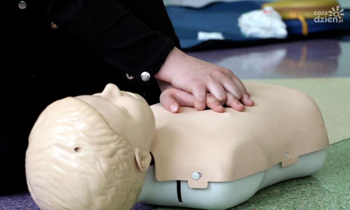 Bezpłatne szkolenie z pierwszej pomocy dla mieszkańców Kielc Bezpłatne szkolenie z pierwszej pomocy dla mieszkańców Kielc
