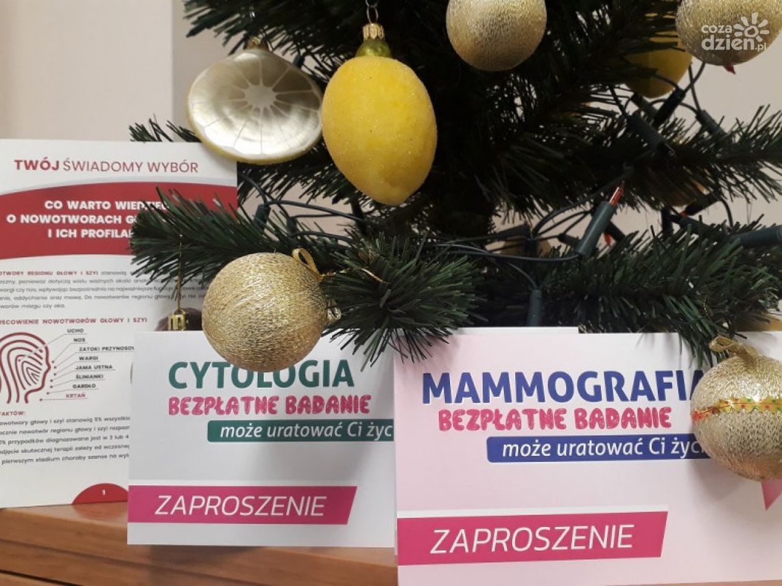 Biała sobota pod choinkę Biała sobota pod choinkę