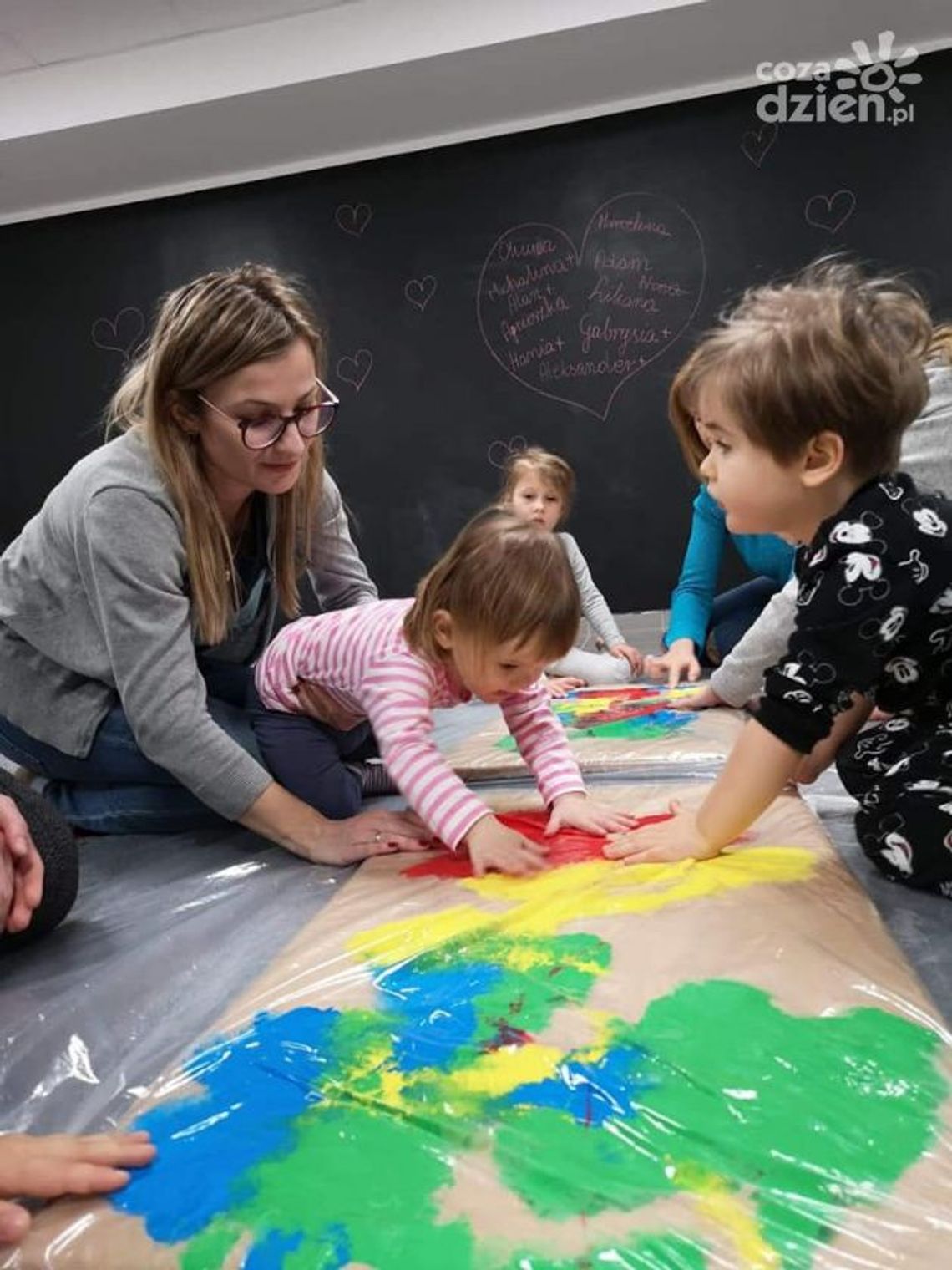 Biblioteka w Ostrowcu Św. dba o rozwój maluszków Biblioteka w Ostrowcu Św. dba o rozwój maluszków