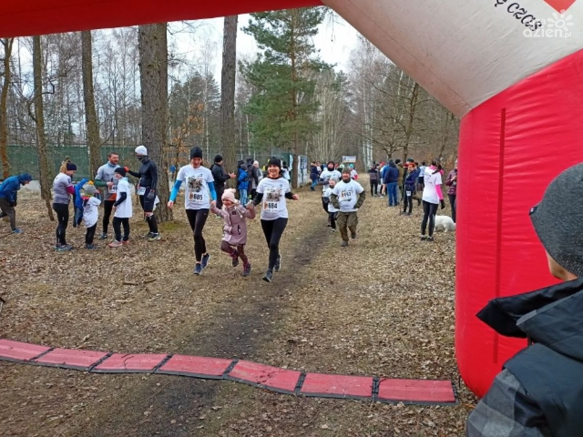 Bieg Tropem Wilczym z patriotycznymi akcentami Bieg Tropem Wilczym z patriotycznymi akcentami