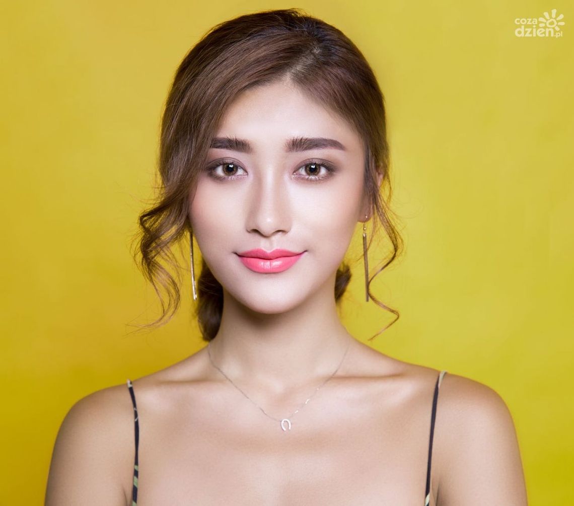 Biżuteria a kształt twarzy