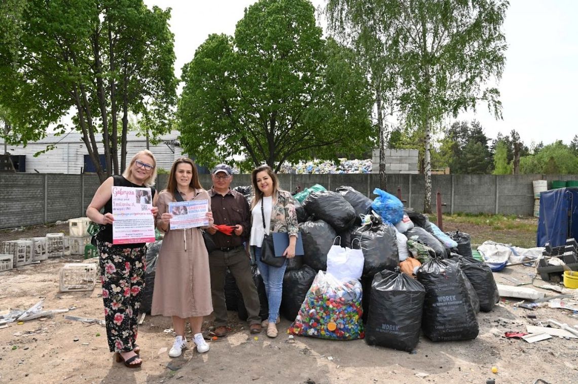 Blisko tona nakrętek dla Gabi chorej na SMA