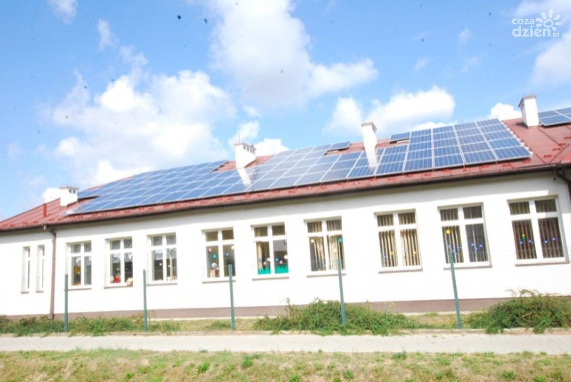 Bodzechów stawia na odnawialną energię także w indywidualnych gospodarstwach Bodzechów stawia na odnawialną energię także w indywidualnych gospodarstwach