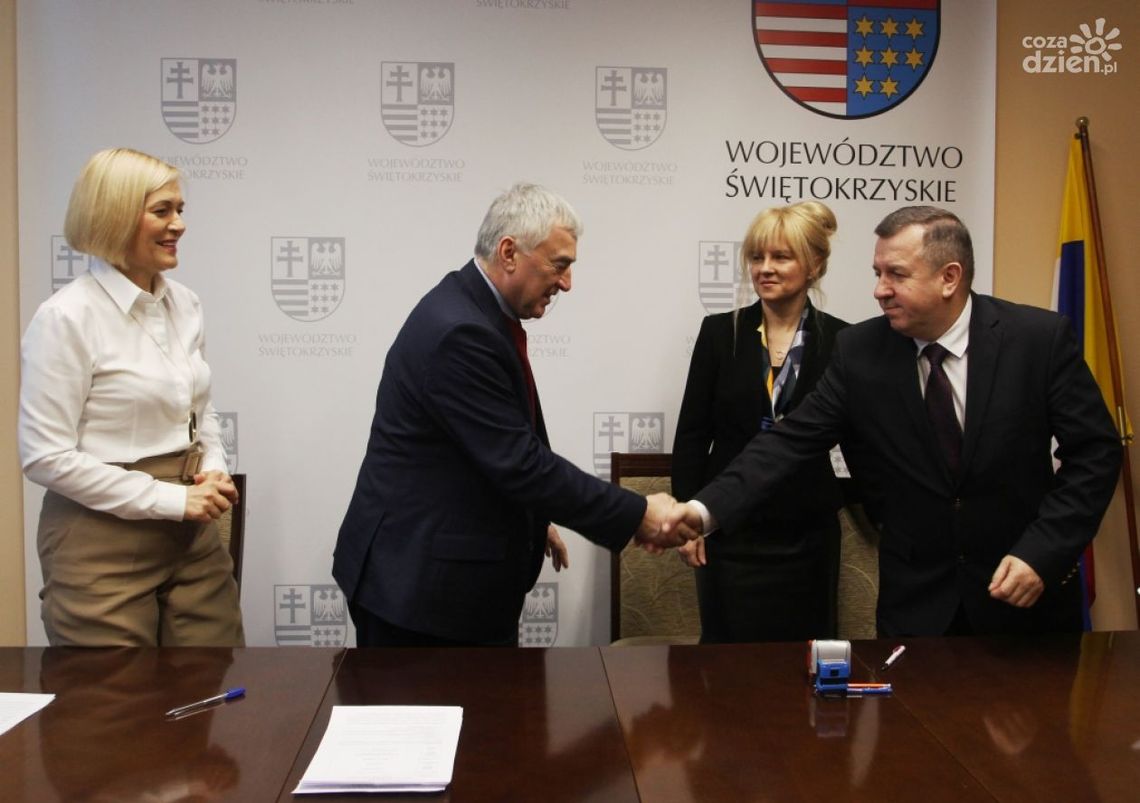 Bodzechów z kolejną dotacją na ekologiczne inwestycje Bodzechów z kolejną dotacją na ekologiczne inwestycje