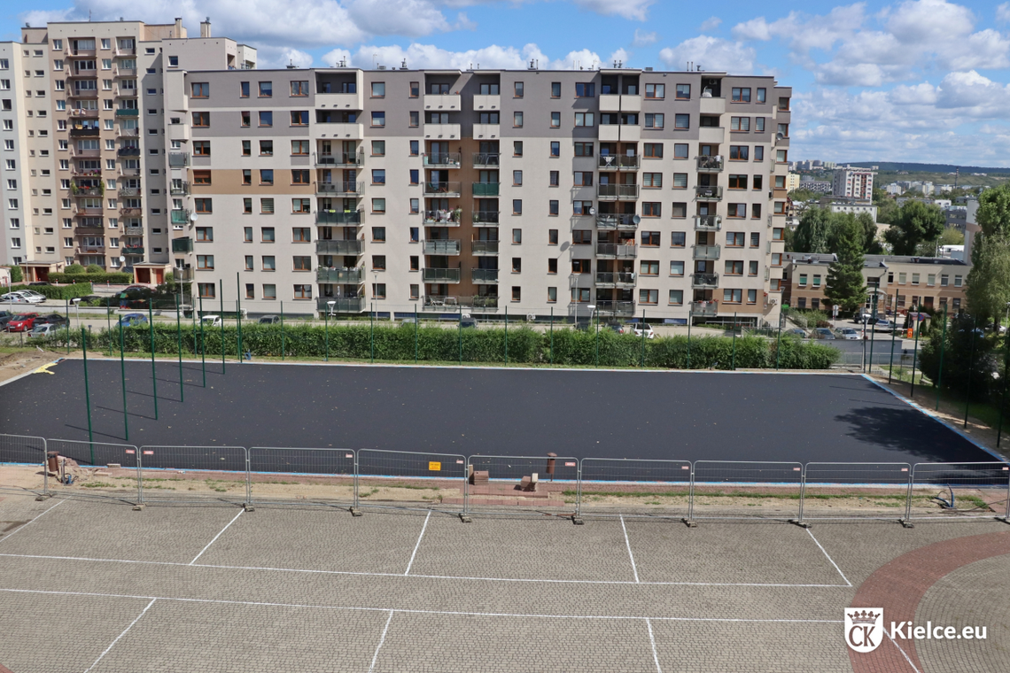 Budowa przy ,,Trzynastce" wciąż trwa