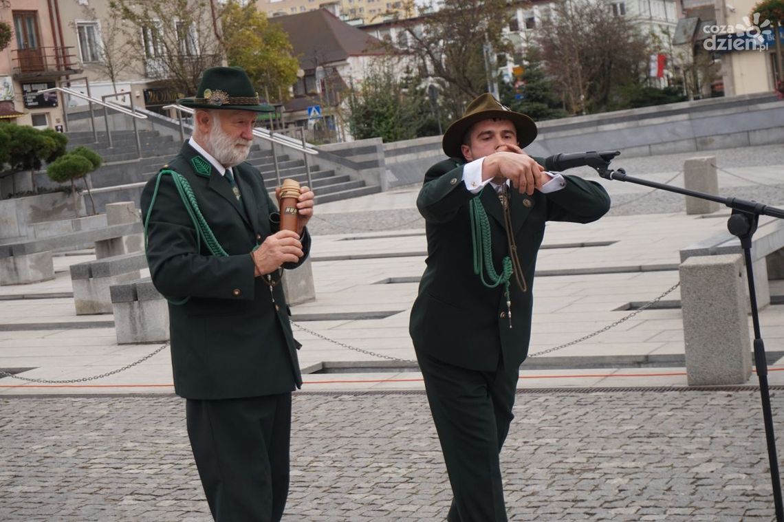 Burgery z dzika i koncert sygnalistów Burgery z dzika i koncert sygnalistów