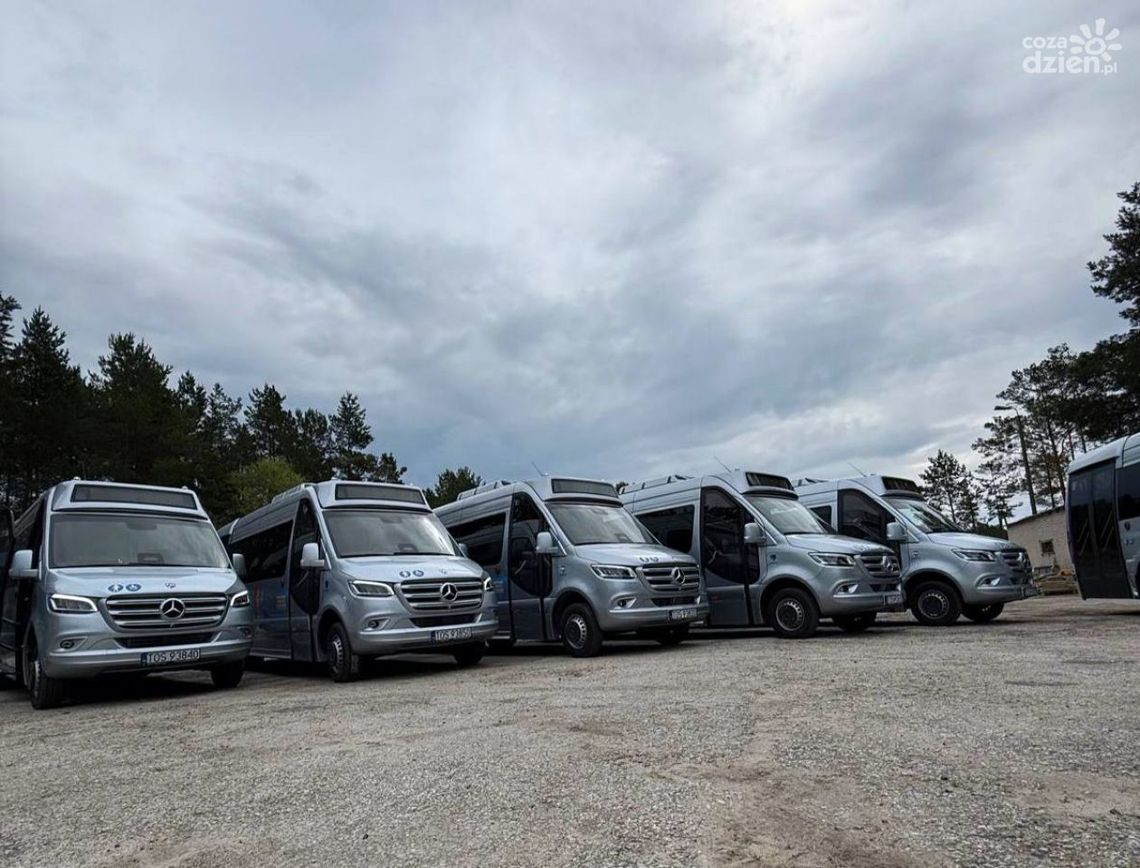 Busy zakupione przez powiat ostrowiecki wyjechały na trasy Busy zakupione przez powiat ostrowiecki wyjechały na trasy