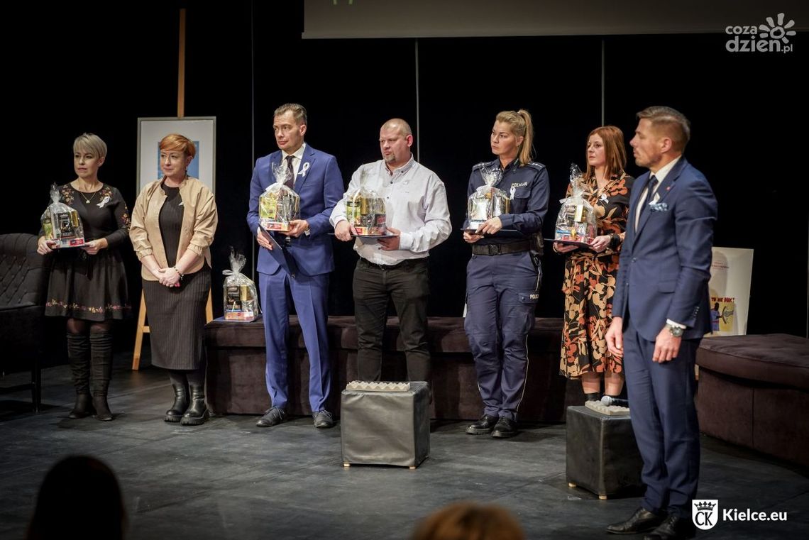 Być mężczyzną. Trwa kampania „Białej Wstążki”