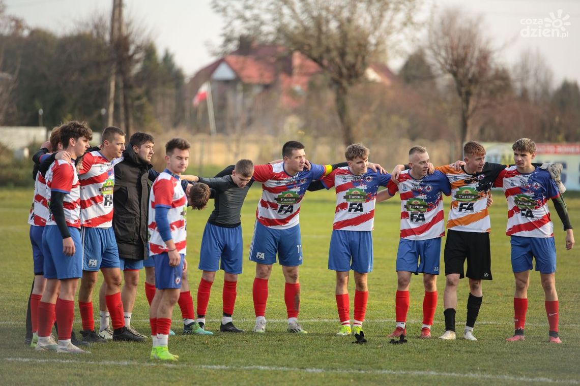 Byli piłkarze Świtu Ćmielów w nowych klubach
