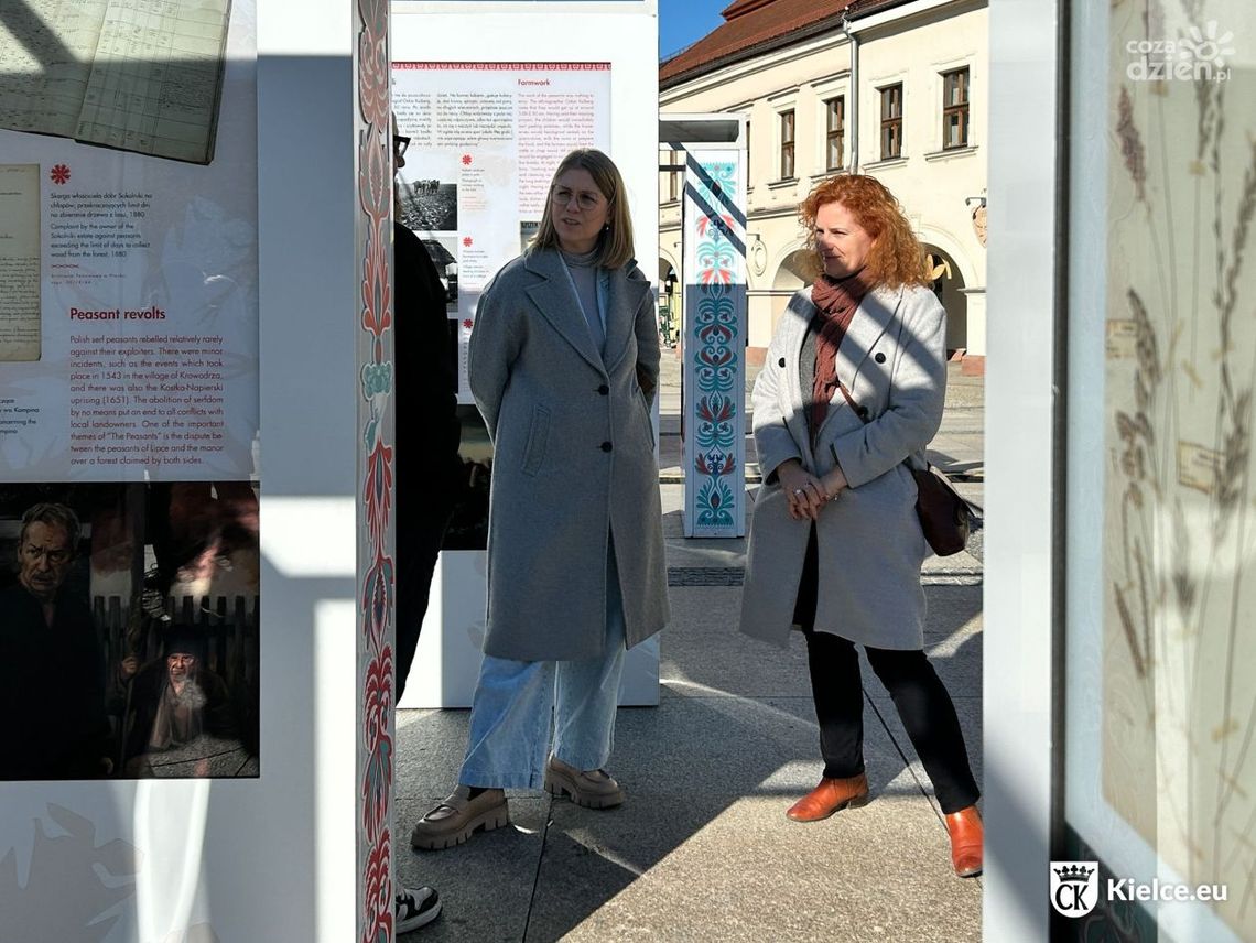 „Chłopi w Archiwach”. Plenerowa wystawa na Rynku „Chłopi w Archiwach”. Plenerowa wystawa na Rynku