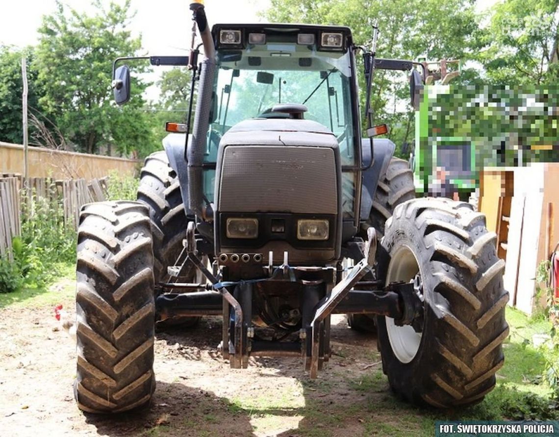 Ciągnik skradziony we Francji znalazł się… w gminie Klimontów Ciągnik skradziony we Francji znalazł się… w gminie Klimontów