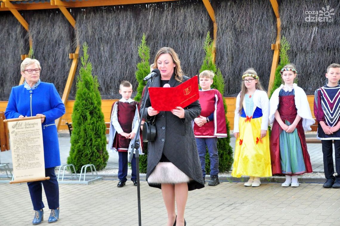 Ćmielów świętuje 516 rocznicę nadania praw miejskich Ćmielów świętuje 516 rocznicę nadania praw miejskich