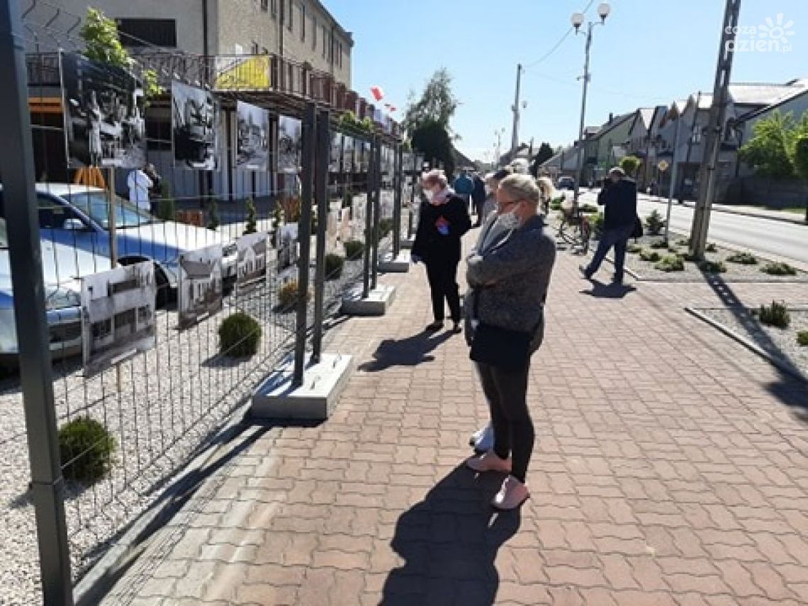 Ćmielów wczoraj i dziś. Wyjątkowa wystawa z okazji 515-lecia miasta Ćmielów wczoraj i dziś. Wyjątkowa wystawa z okazji 515-lecia miasta