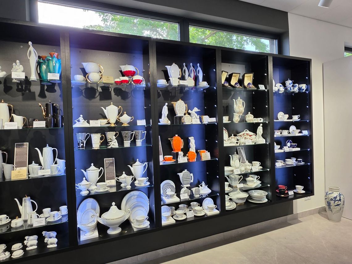 Dyrektor Marketingu i Sprzedaży Polskich Fabryk Porcelany „Ćmielów” i „Chodzież” w studiu Radia Rekord Świętokrzyskie.=