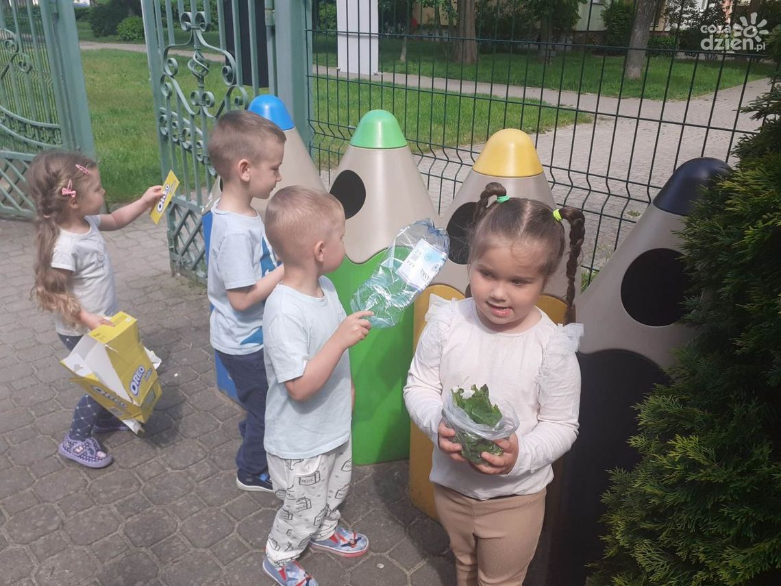 "Co Za Dzieci": Przedszkolaki z 11-stki o ekologii "Co Za Dzieci": Przedszkolaki z 11-stki o ekologii