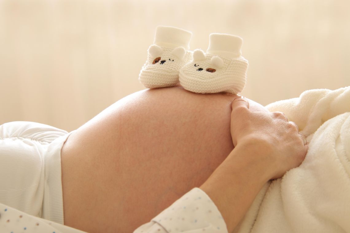 Coraz większa dostępność znieczuleń podczas porodów w świętokrzyskich szpitalach