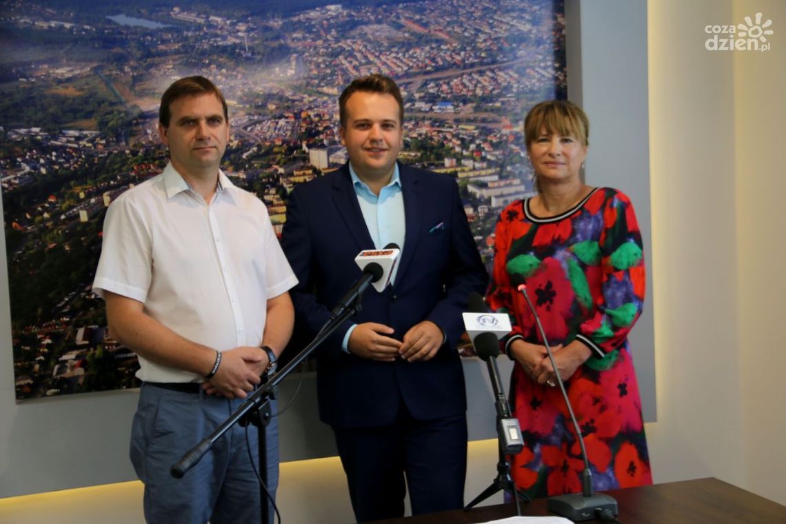 Coś się kończy, coś zaczyna... Zmiany kadrowe w starachowickim MOPS-ie