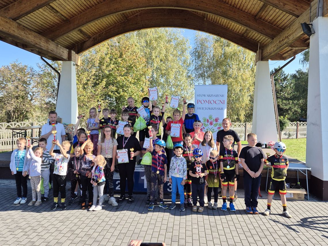 Cyklofrajda po raz kolejny połączyła dzieci, rowery i dobrą zabawę Cyklofrajda po raz kolejny połączyła dzieci, rowery i dobrą zabawę