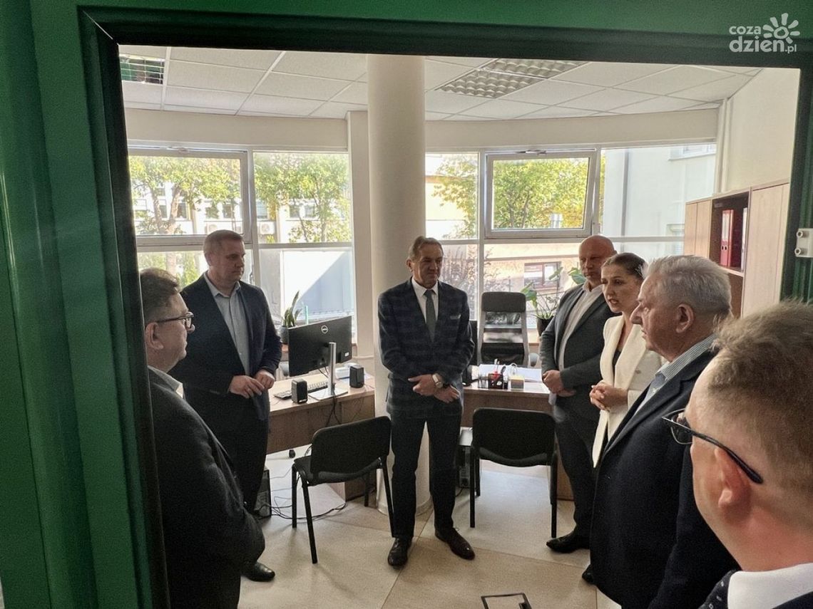 "Czas na młodych - punkty doradztwa dla młodzieży" już czynne "Czas na młodych - punkty doradztwa dla młodzieży" już czynne