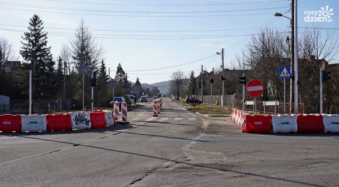 Czasowa organizacja ruchu przy ulicy Wydryńskiej w Kielcach Czasowa organizacja ruchu przy ulicy Wydryńskiej w Kielcach