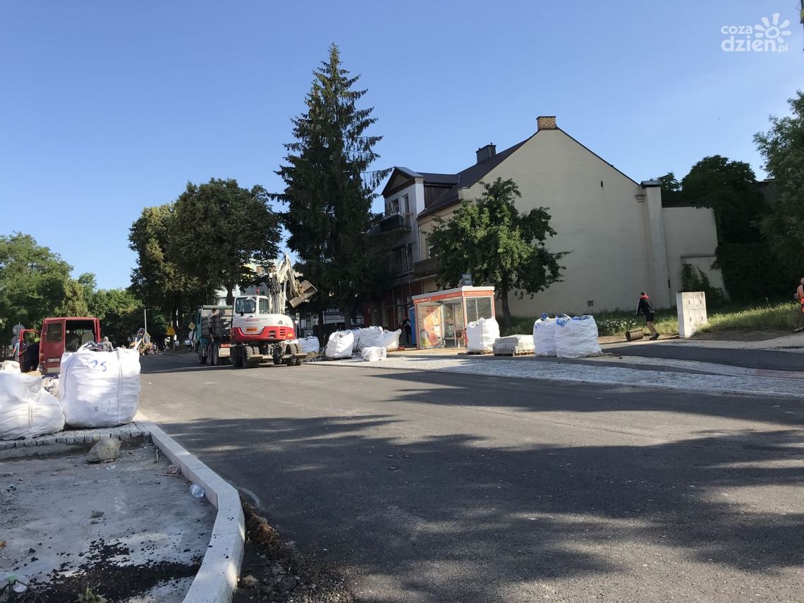 Część ostrowieckiej arterii już wyremontowana Część ostrowieckiej arterii już wyremontowana