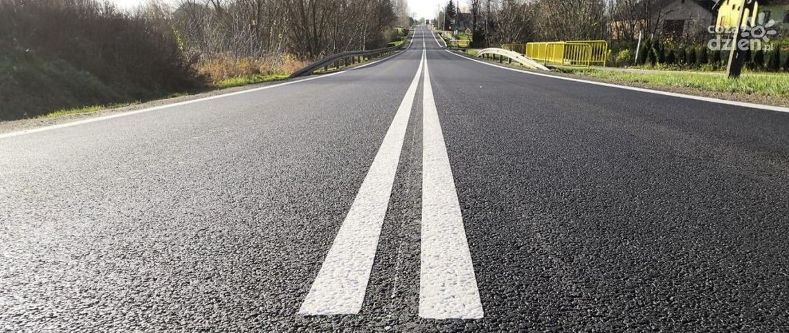 Cztery inwestycje drogowe w powiecie kieleckim czekają na rządowe dofinansowanie Cztery inwestycje drogowe w powiecie kieleckim czekają na rządowe dofinansowanie